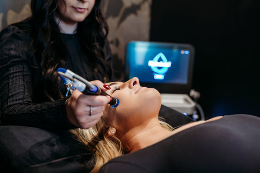 Refined Beauty signature Hydrafacial (75 min)